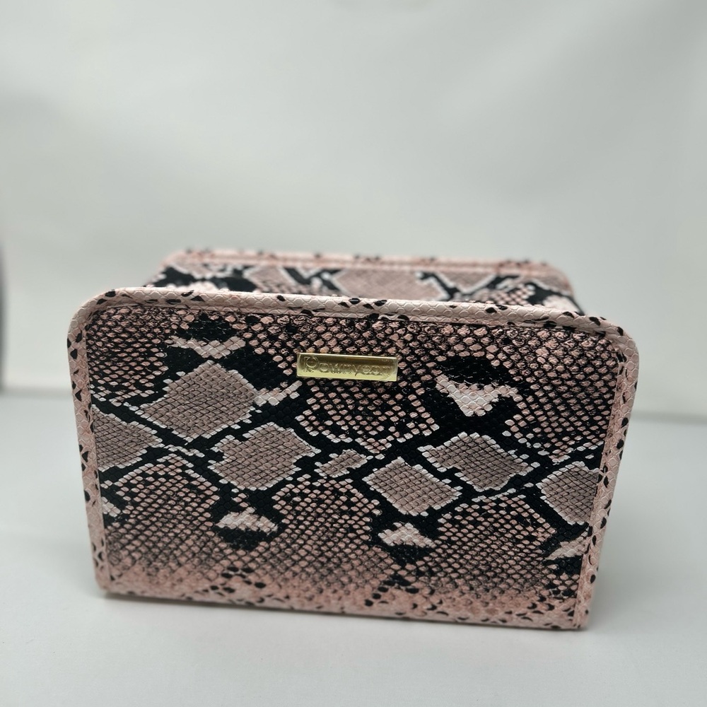 Chic Pink Snake Print Women's Bag
